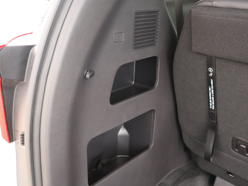 New 2027 Kia Carnival SX w/ Dark Edition Package FWD image 10