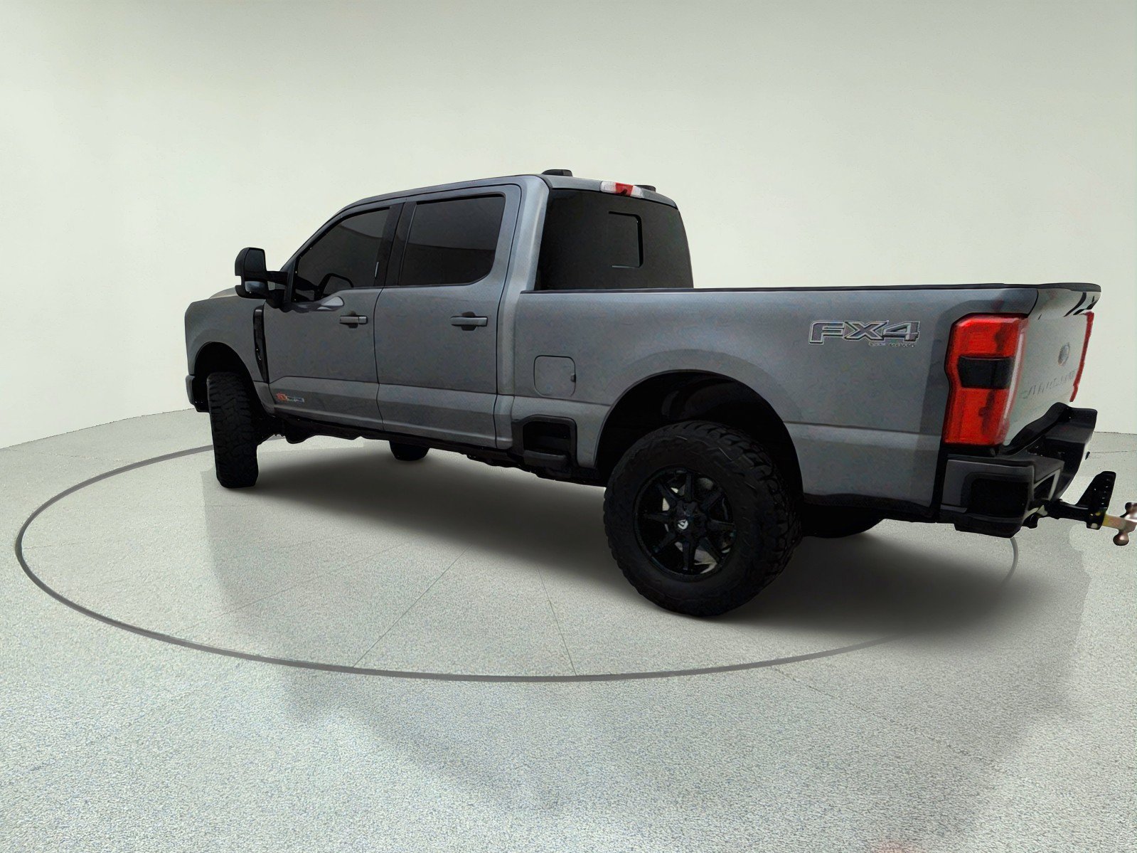 Used 2024 Ford F250 Lariat w/ Black Appearance Package AWD/4WD image 12