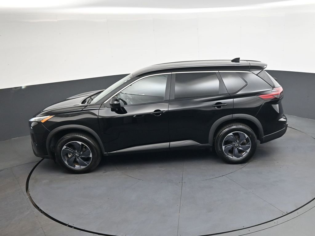 Used 2025 Nissan Rogue SV image 33