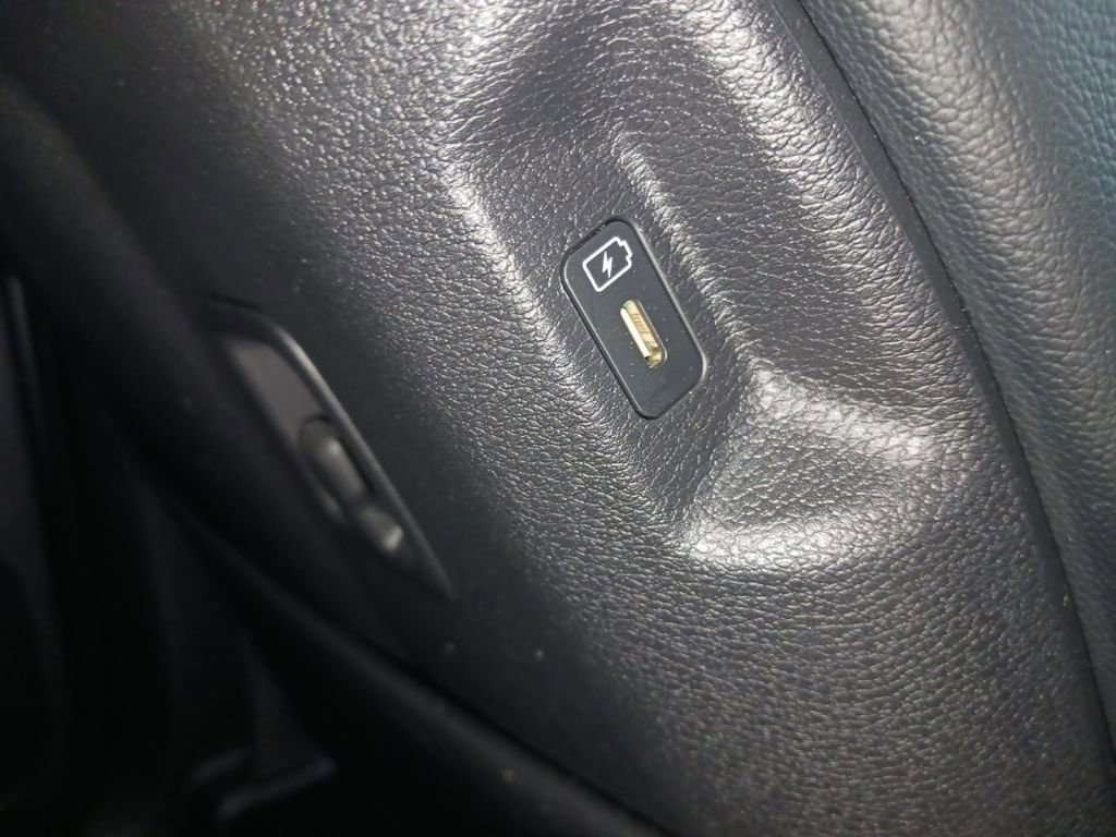 Used 2023 Kia Sportage EX image 23