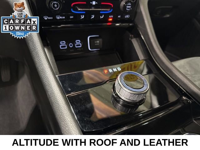 Used 2023 Jeep Grand Cherokee Altitude image 13