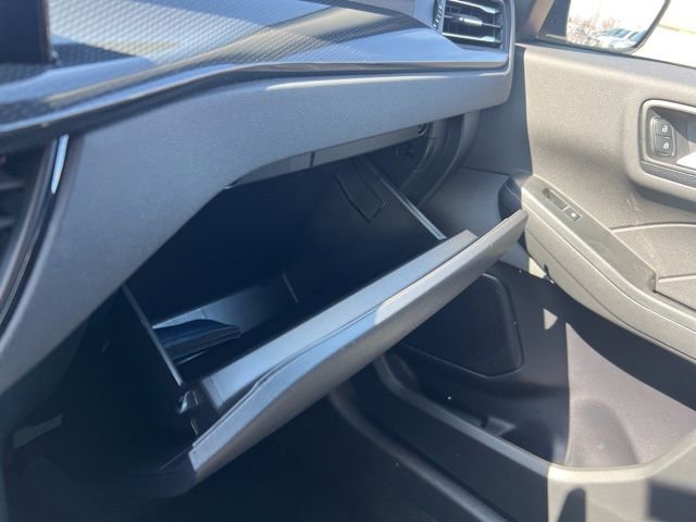 Certified 2024 Ford Escape ST-Line w/ Tech Pack #1 image 17