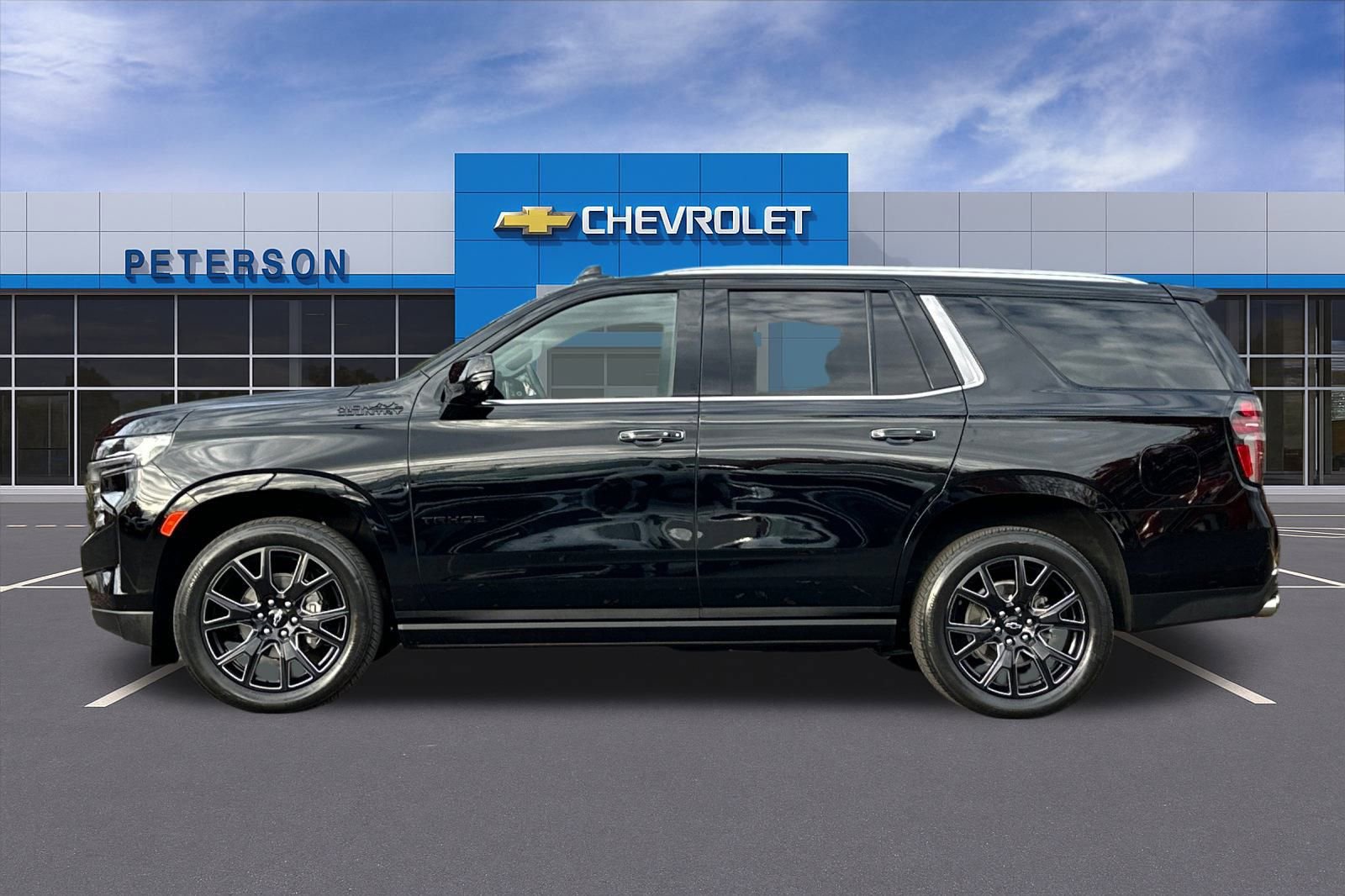 Certified 2023 Chevrolet Tahoe High Country w/ Premium Package 2 image 7