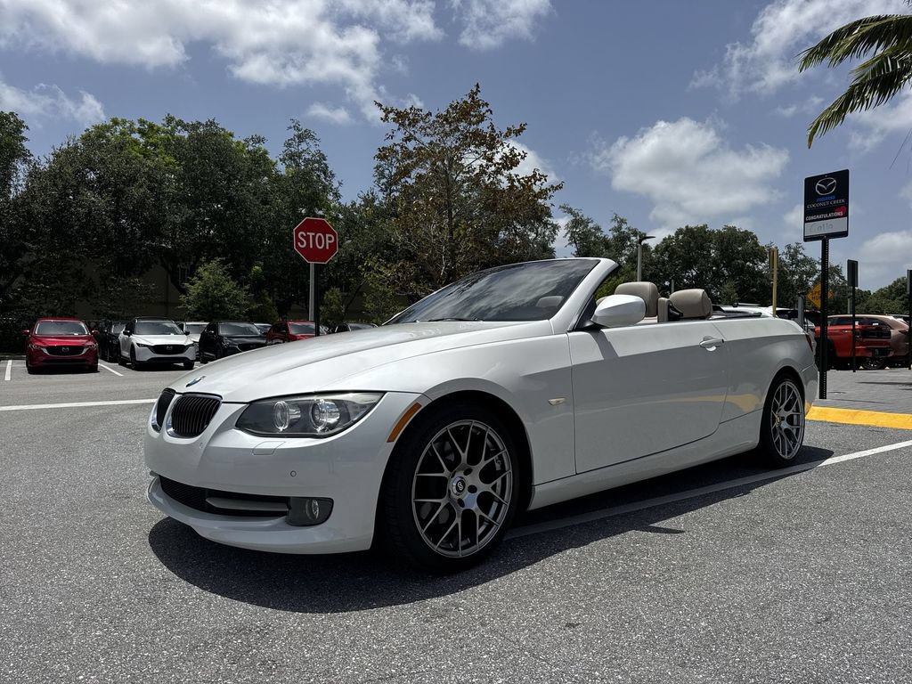 Used 2012 BMW 328i Convertible RWD image 28