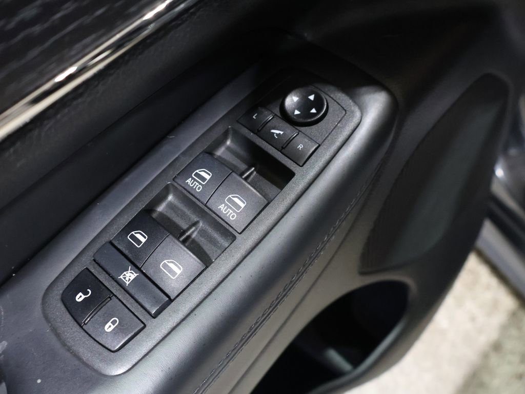 Used 2021 Jeep Grand Cherokee High Altitude image 16