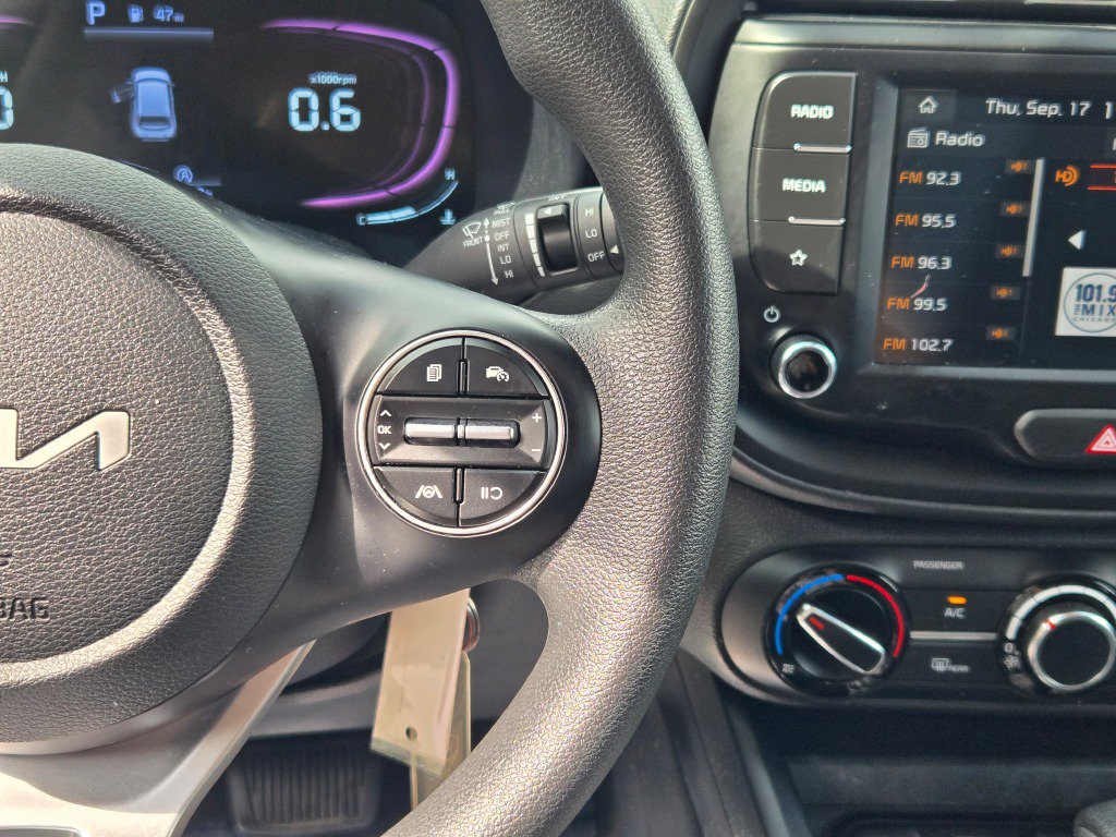 Used 2024 Kia Soul LX w/ Option Group 015 FWD image 29