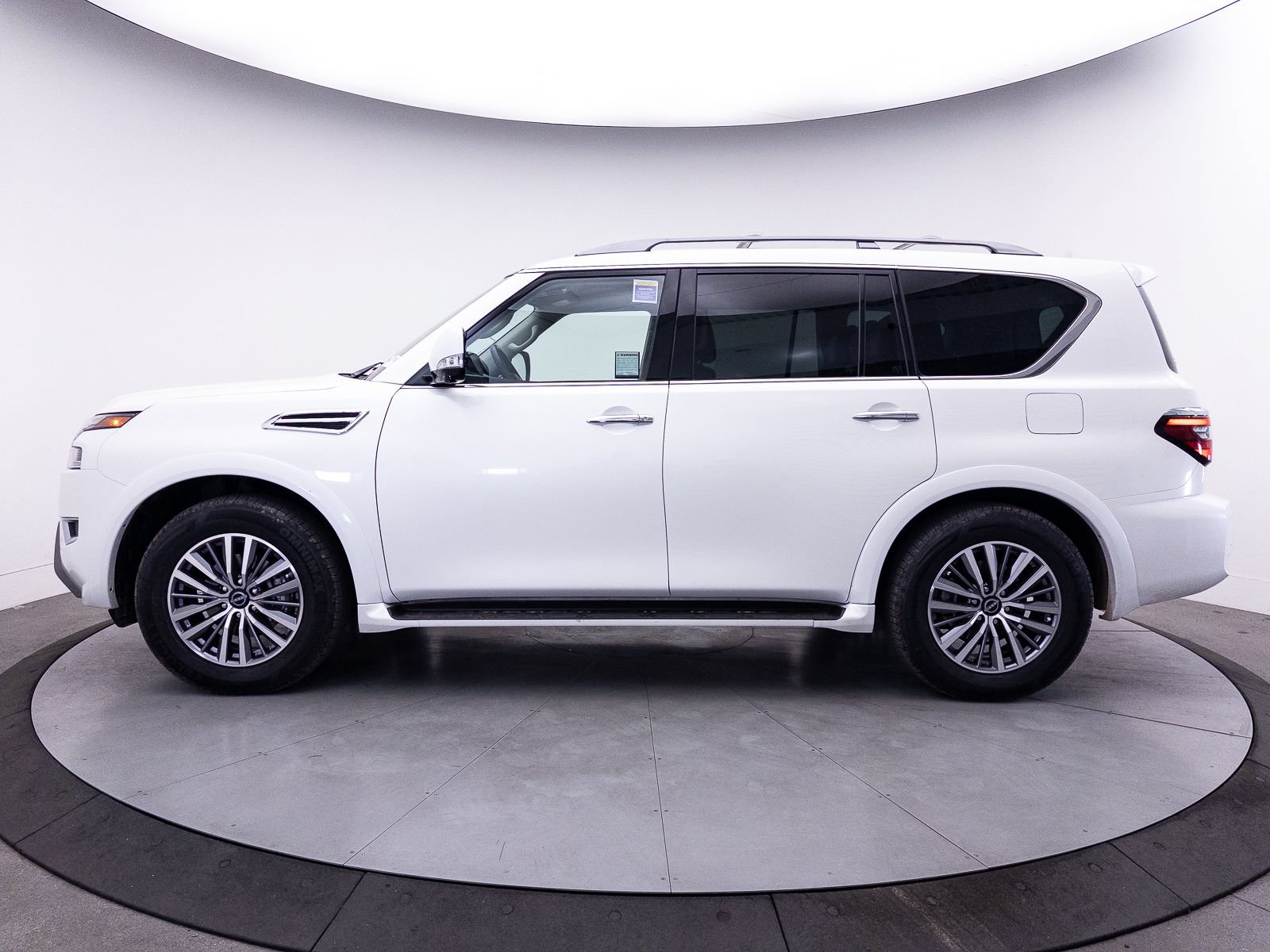 Used 2023 Nissan Armada SL w/ Cargo Package RWD image 47
