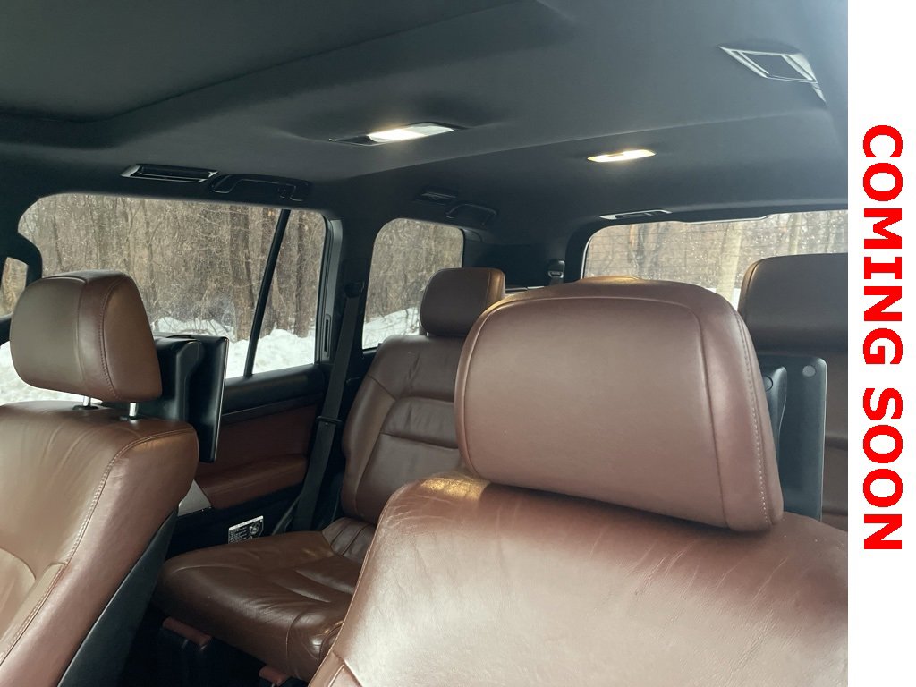 Used 2017 Toyota Land Cruiser image 10