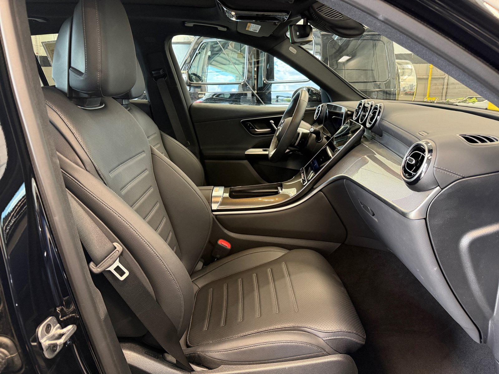 Certified 2026 Mercedes-Benz GLC 300 4MATIC image 19