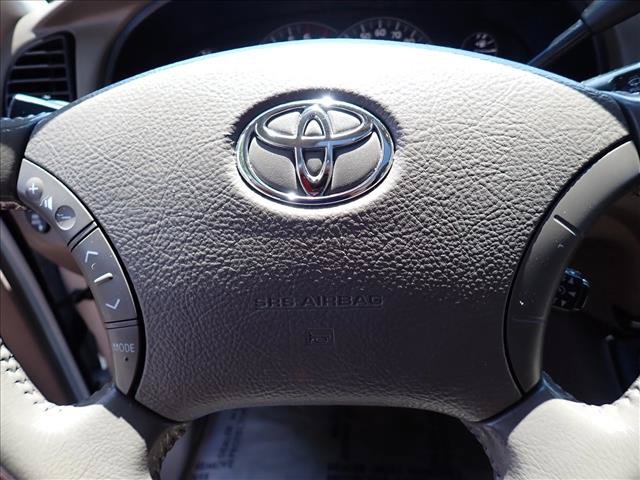 Used 2007 Toyota Sequoia Limited AWD/4WD image 19