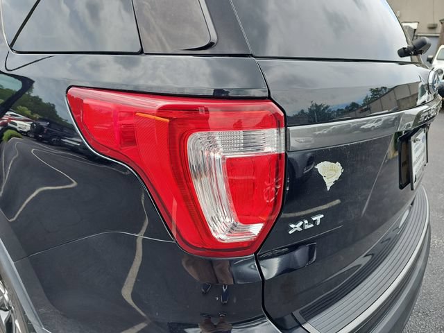 Certified 2019 Ford Explorer XLT w/ Equipment Group 202A FWD image 37