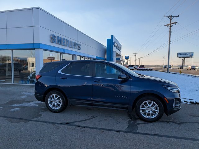 Used 2023 Chevrolet Equinox LT image 3