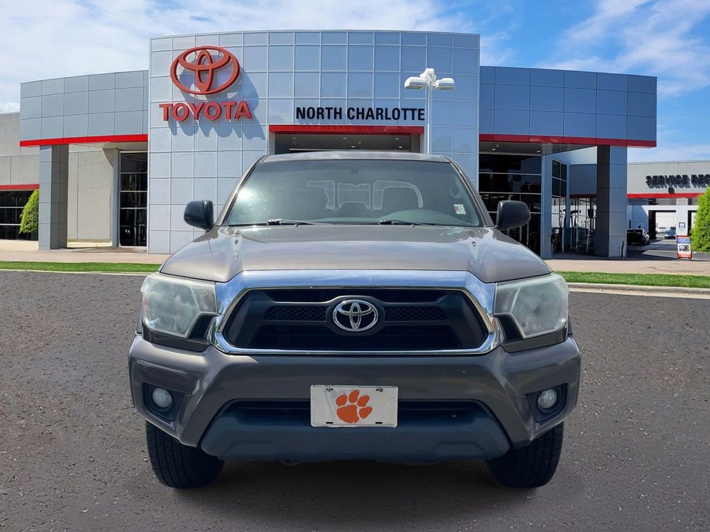 Used 2015 Toyota Tacoma 4x4 Double Cab w/ SR5 Package image 2