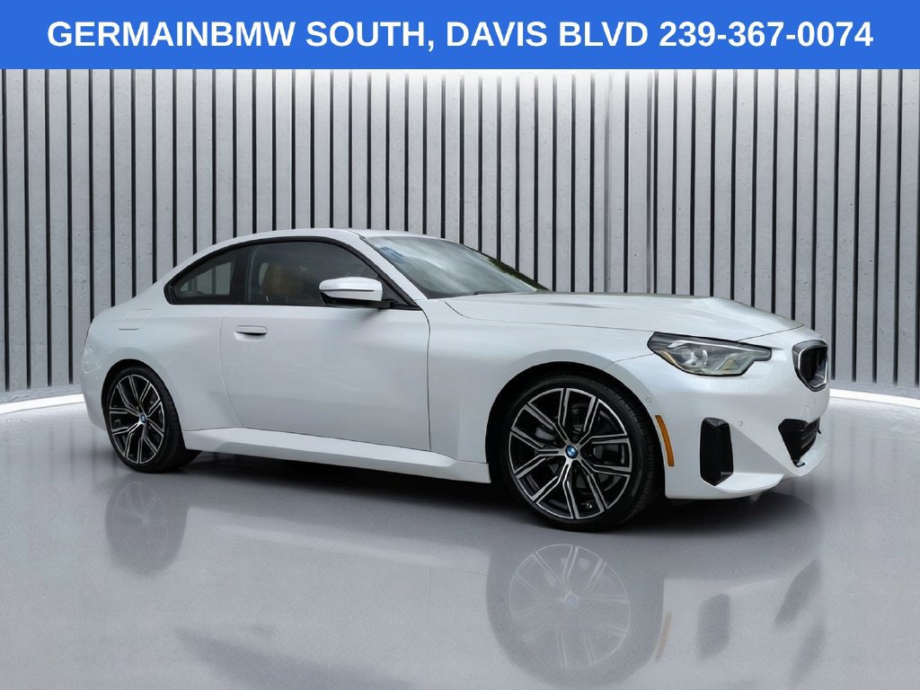 Certified 2024 BMW 230i Coupe w/ Premium Package RWD image 3