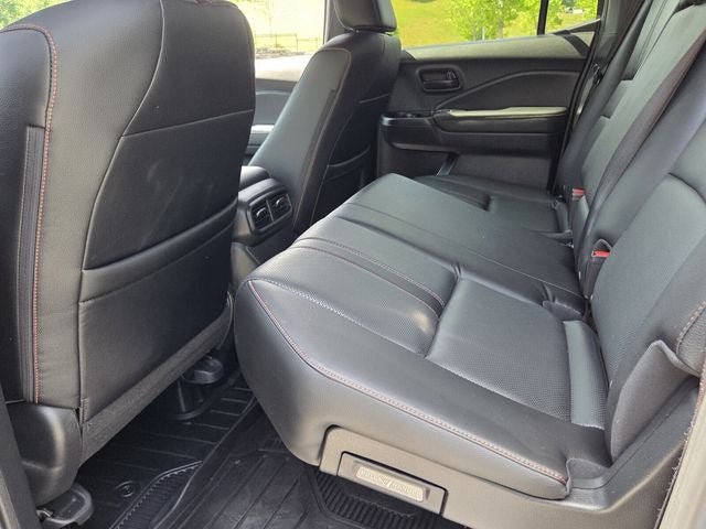 Used 2025 Honda Ridgeline TrailSport+ image 11