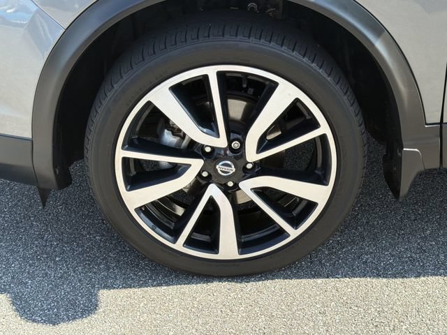Used 2018 Nissan Rogue Sport SL FWD image 13
