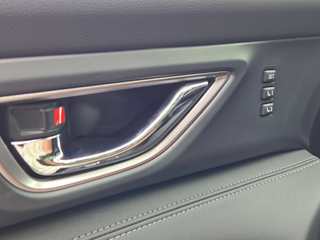 New 2026 Subaru Ascent Limited AWD/4WD image 33