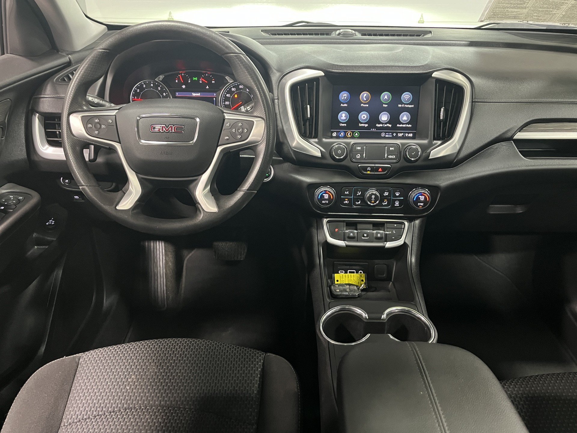 Certified 2022 GMC Terrain SLE w/ Driver Convenience Package AWD/4WD image 11