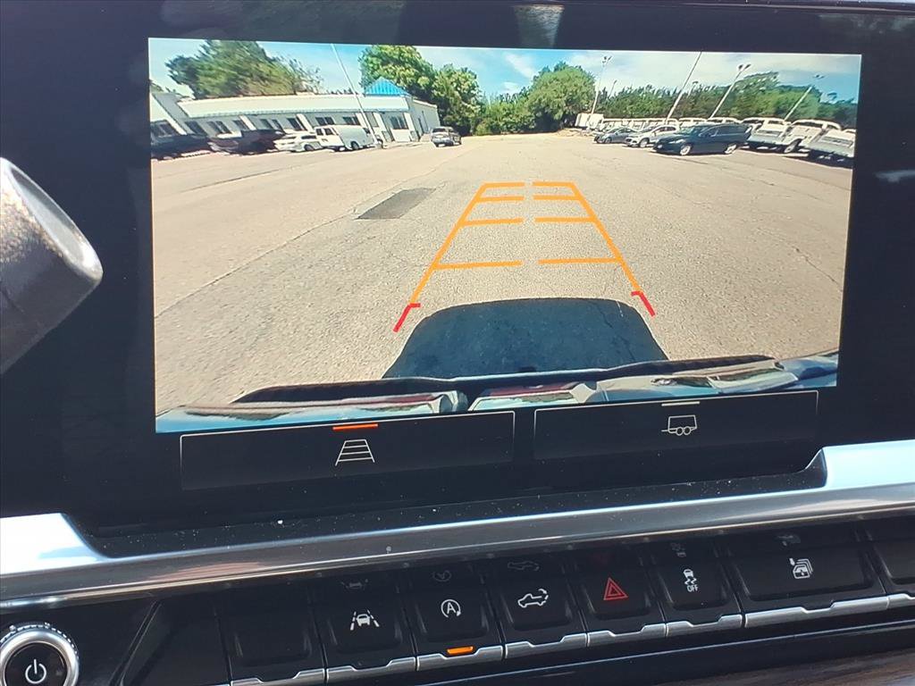 Used 2025 GMC Sierra 1500 SLT AWD/4WD image 29