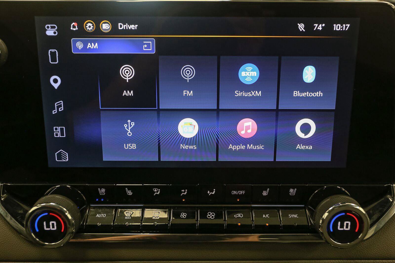 Used 2025 Chevrolet Colorado ZR2 w/ Technology Package AWD/4WD image 25