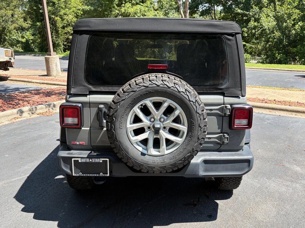 Used 2023 Jeep Wrangler Sport AWD/4WD image 30