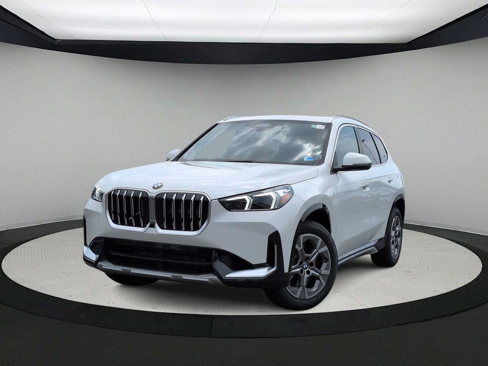New 2026 BMW X1 xDrive28i w/ Technology Package
