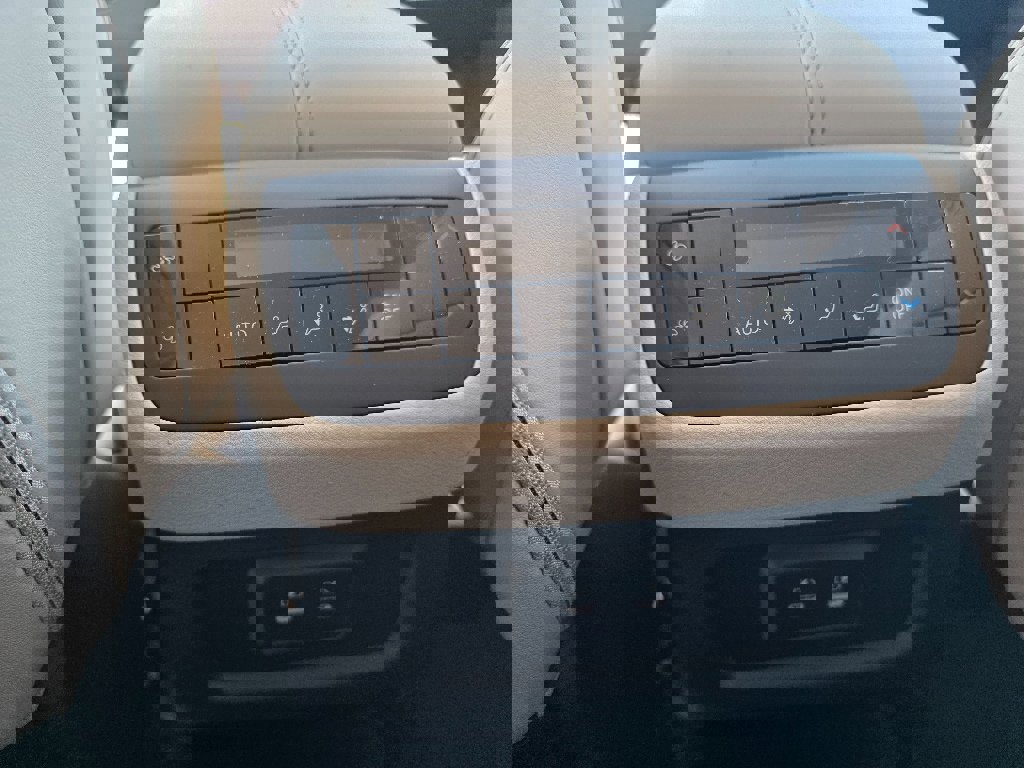 New 2026 Nissan Pathfinder SL image 18