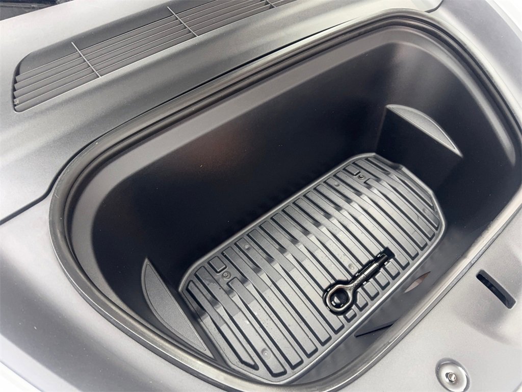 Used 2022 Tesla Model Y Performance image 75