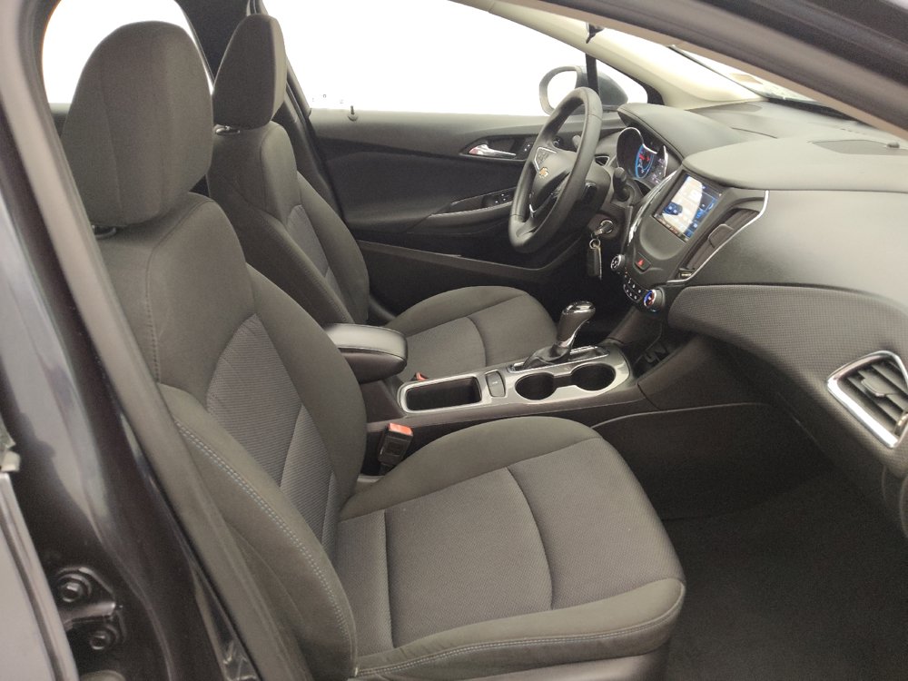 Used 2016 Chevrolet Cruze LT FWD image 21