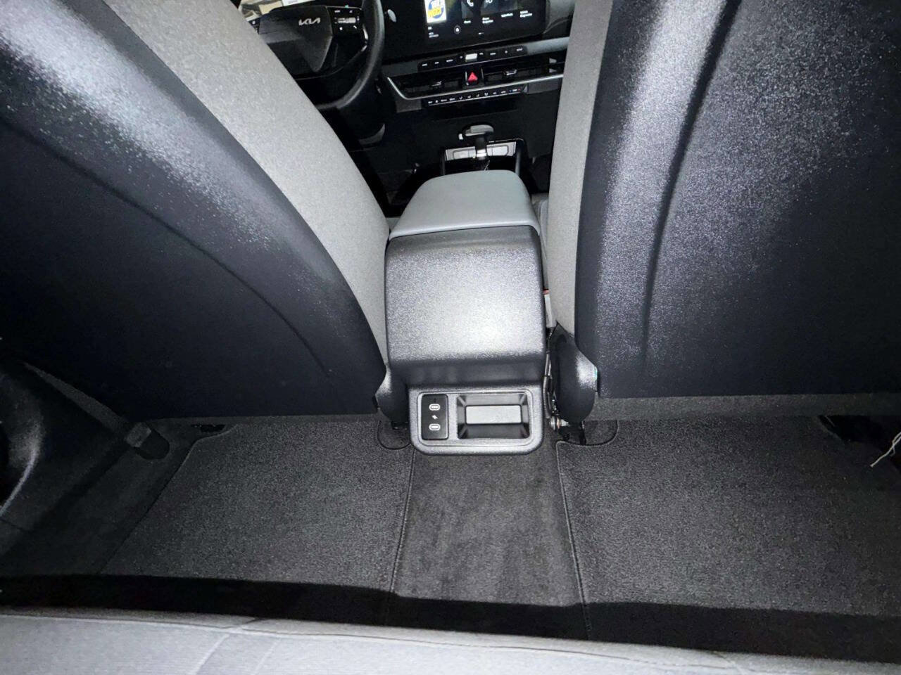 Used 2025 Kia K4 image 22