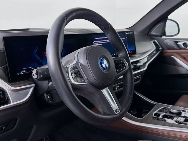 Used 2024 BMW X5 xDrive50e w/ M Sport Package AWD/4WD image 11