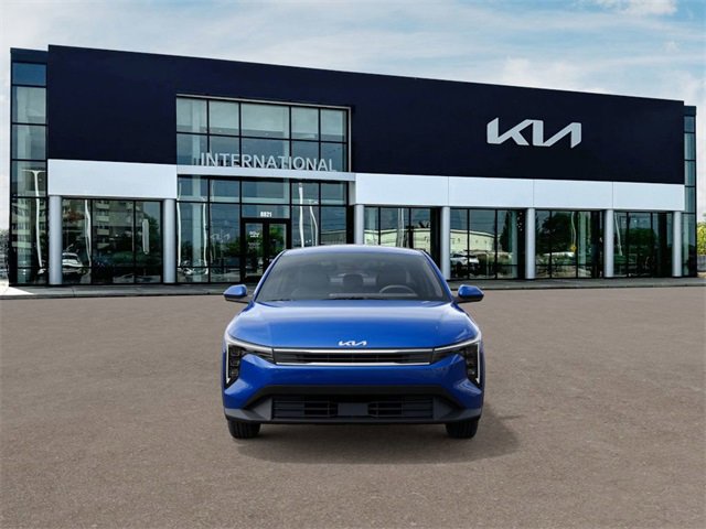 New 2025 Kia K4 LXS image 2