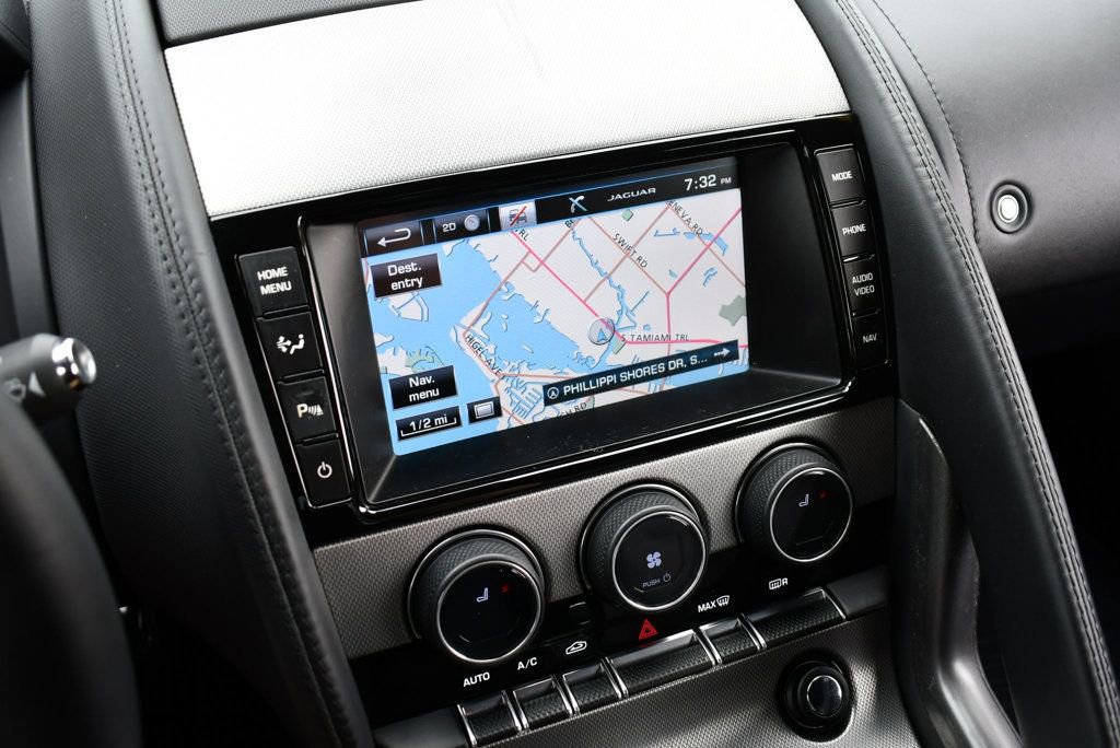 Used 2015 Jaguar F-TYPE Coupe image 52