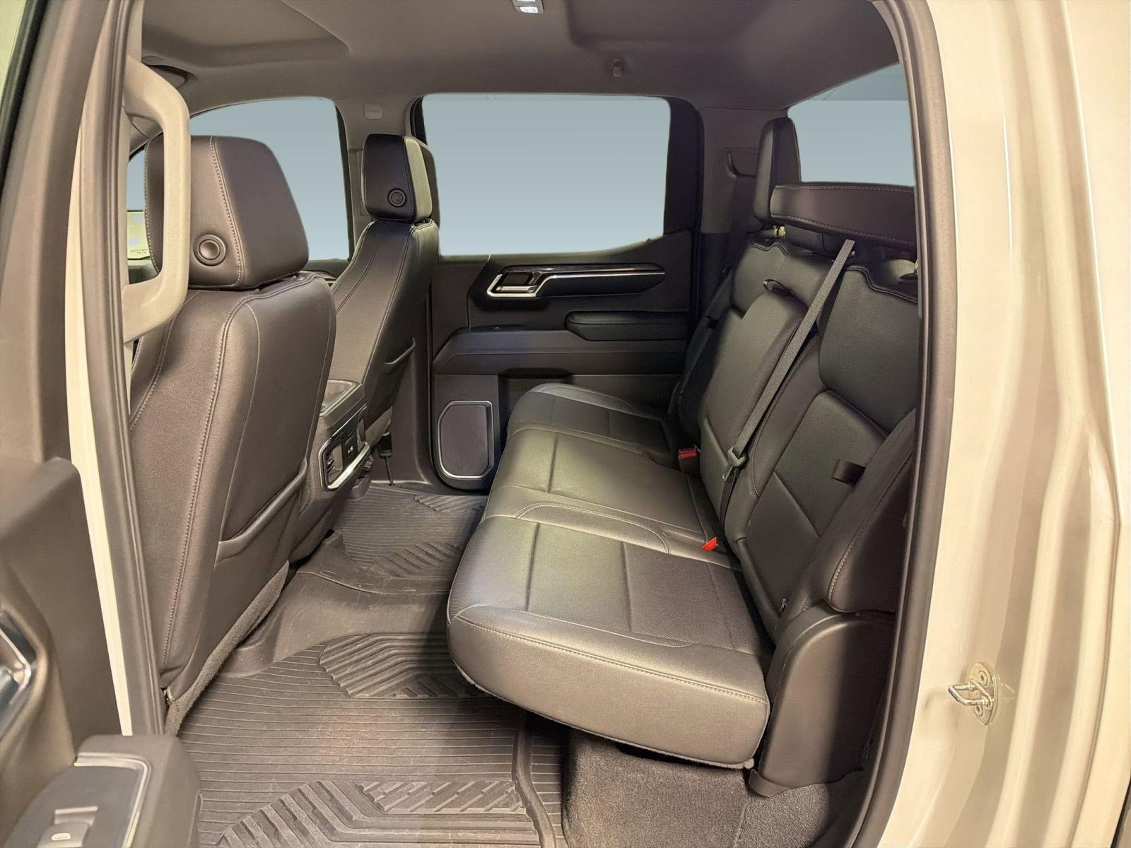 Certified 2023 Chevrolet Silverado 1500 LTZ image 13