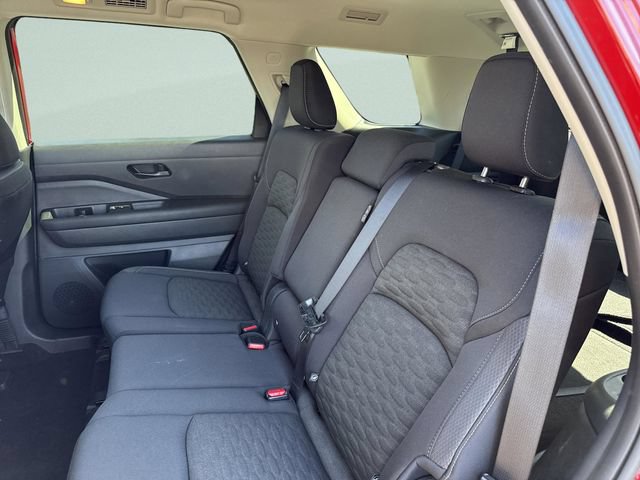 Certified 2023 Nissan Pathfinder SV FWD image 25