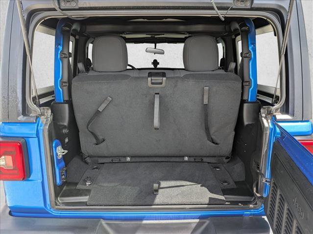 Used 2022 Jeep Wrangler Sport AWD/4WD image 6
