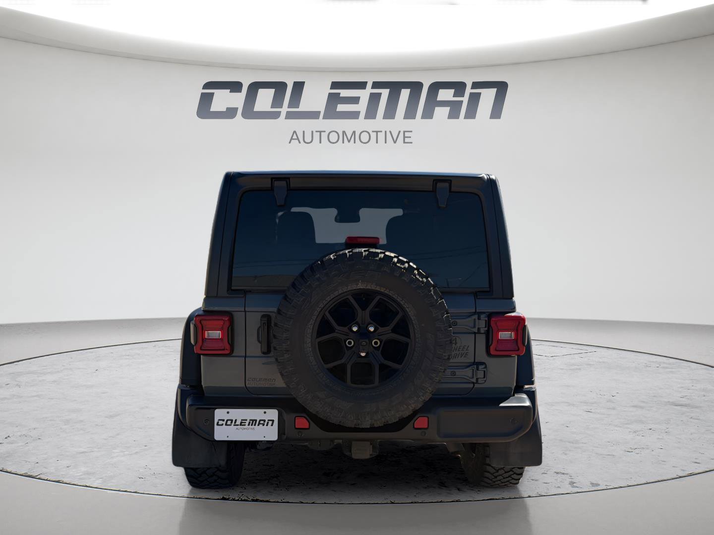 Used 2024 Jeep Wrangler Willys image 4