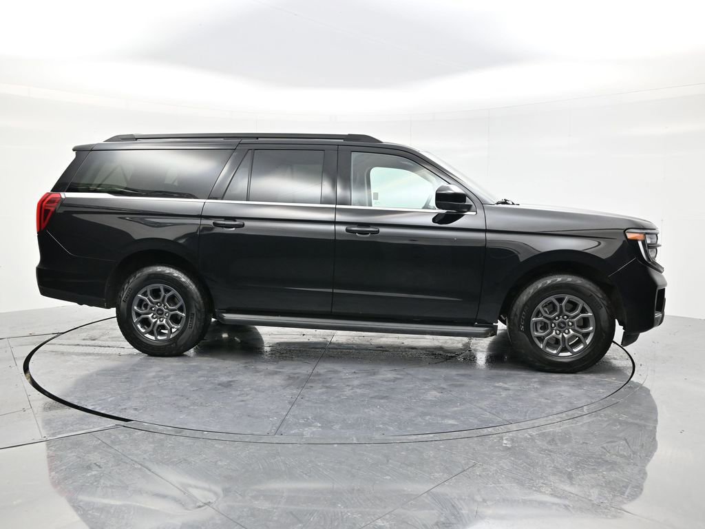 Certified 2025 Ford Expedition Max Active AWD/4WD image 4