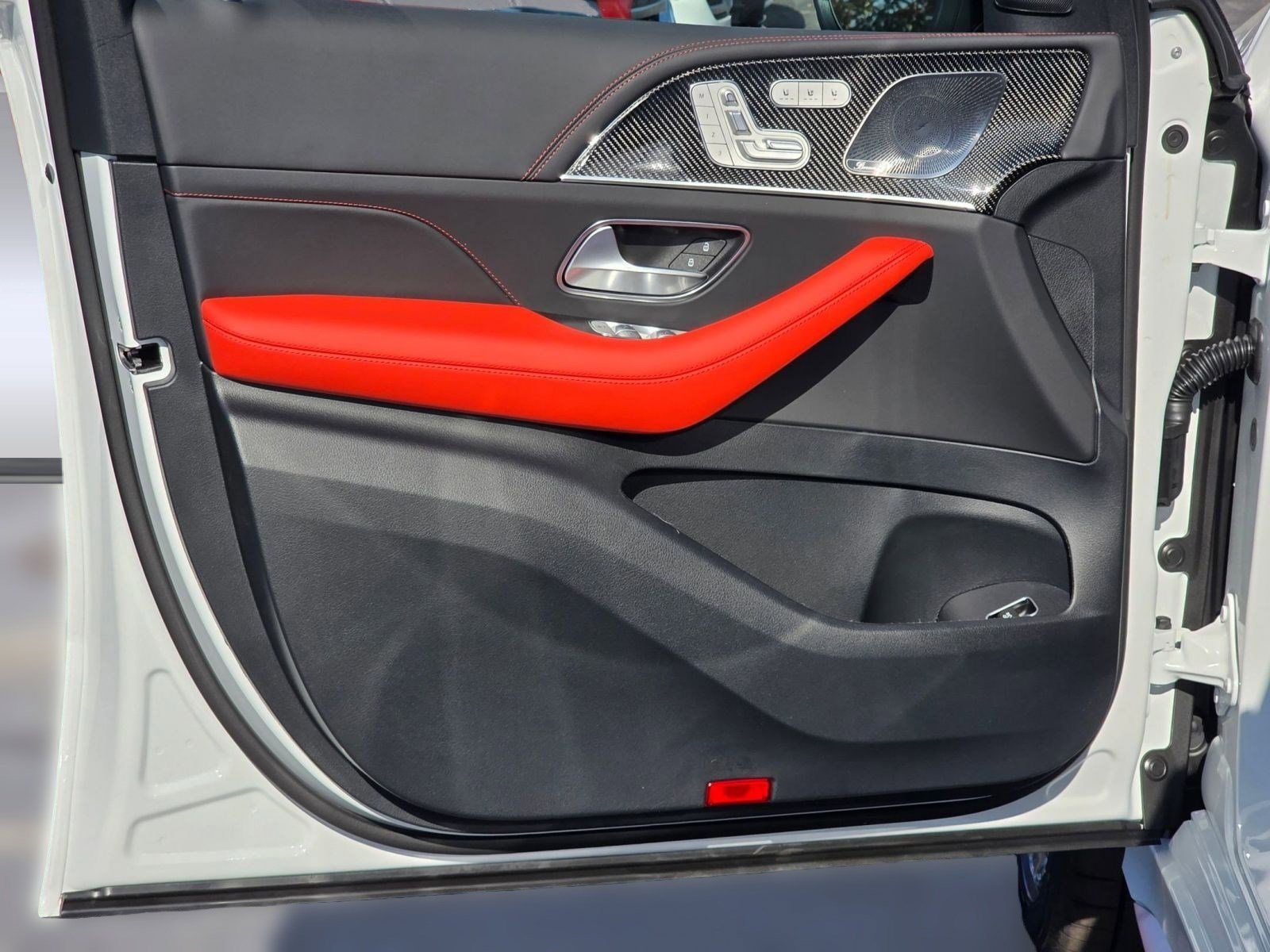 New 2026 Mercedes-Benz GLE 63 AMG S image 13