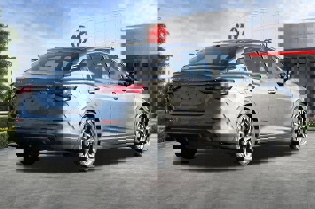 Used 2024 Nissan Sentra SV w/ Trunk Package image 4