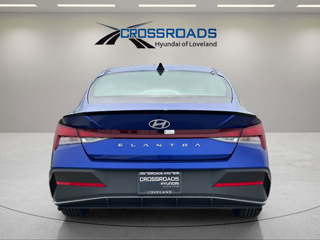 New 2025 Hyundai Elantra Sport image 6