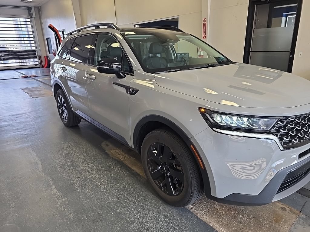 Used 2023 Kia Sorento S w/ Panoramic Sunroof Package