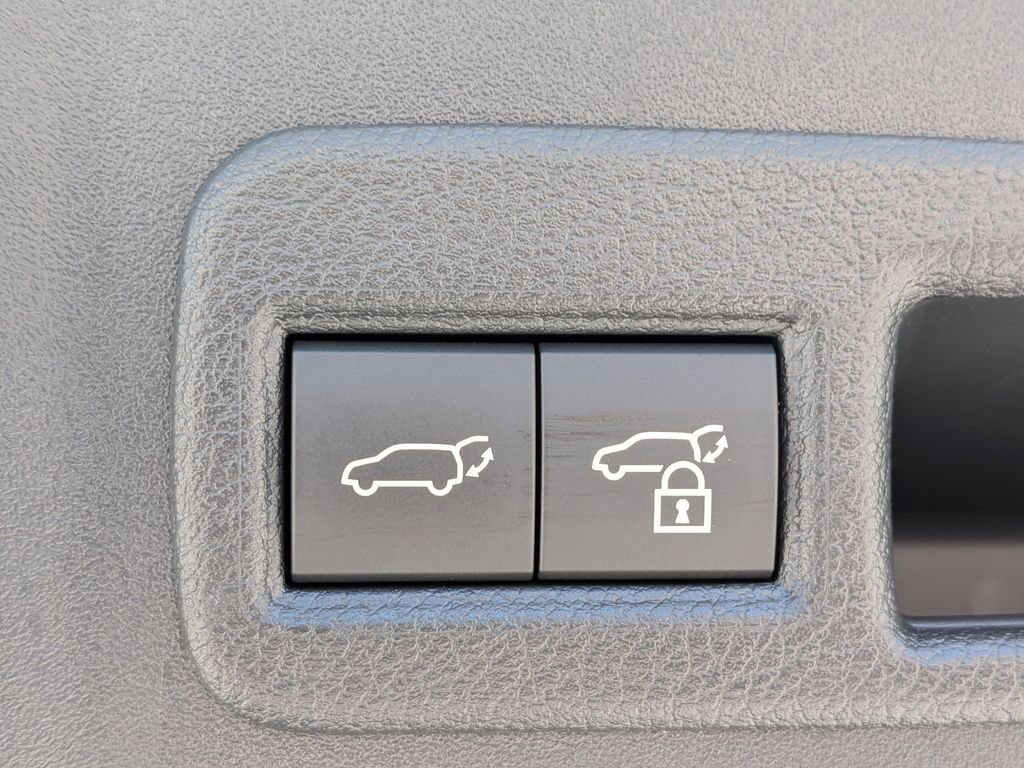 Used 2023 Subaru Solterra AWD image 15