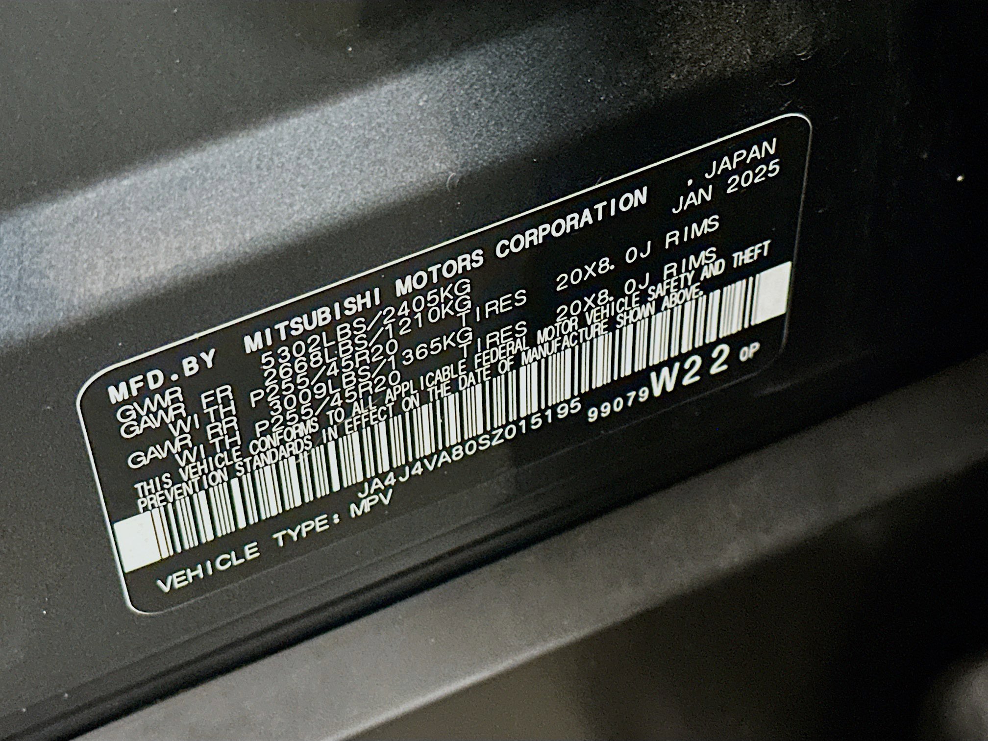 Used 2025 Mitsubishi Outlander SE image 12