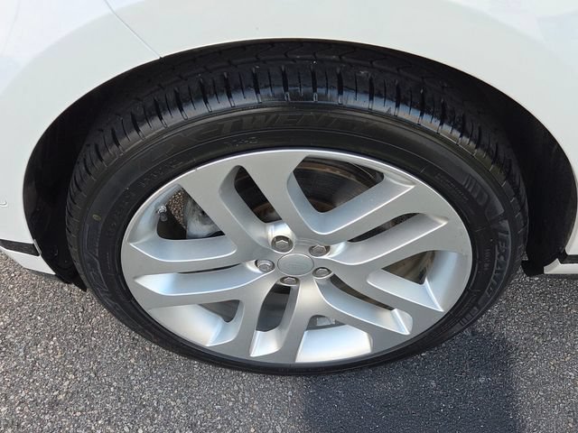 Used 2020 Land Rover Range Rover Evoque R-Dynamic SE AWD/4WD image 5