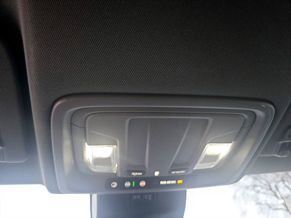 Used 2025 Chevrolet Silverado 2500 LT w/ Safety Package image 22