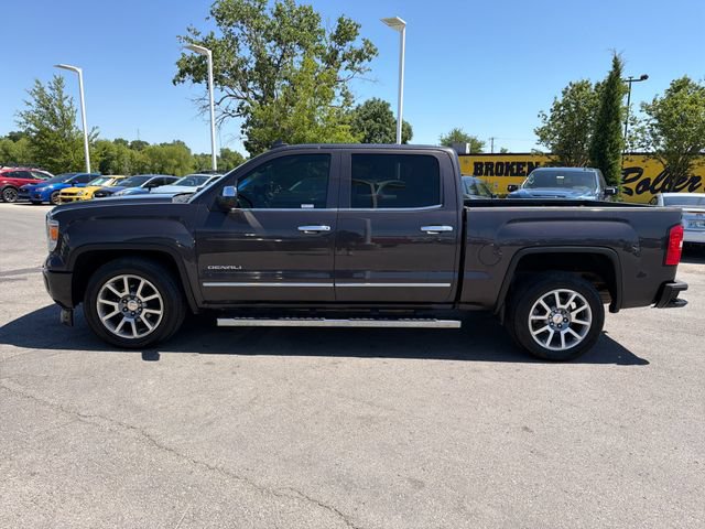 Used 2015 GMC Sierra 1500 Denali w/ Driver Alert Package AWD/4WD image 4