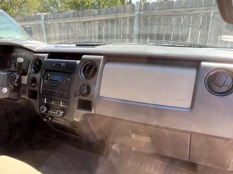 Used 2008 Ford E-350 and Econoline 350 Super Duty RWD image 9
