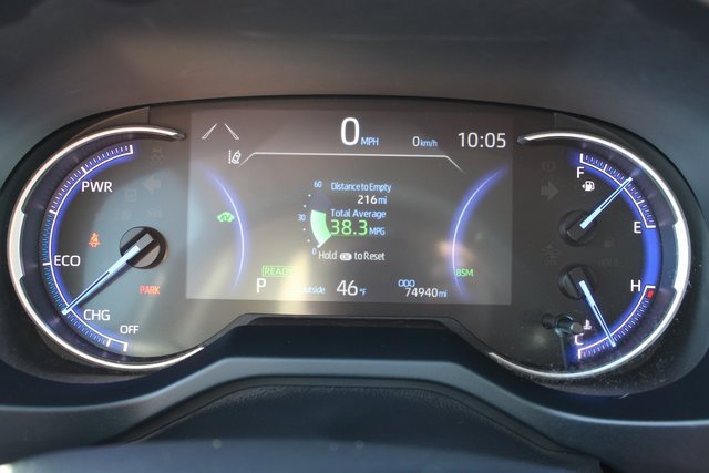 Used 2020 Toyota RAV4 Limited image 26