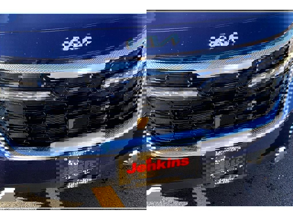 Used 2024 Kia Seltos SX w/ SX Sunroof Package image 32